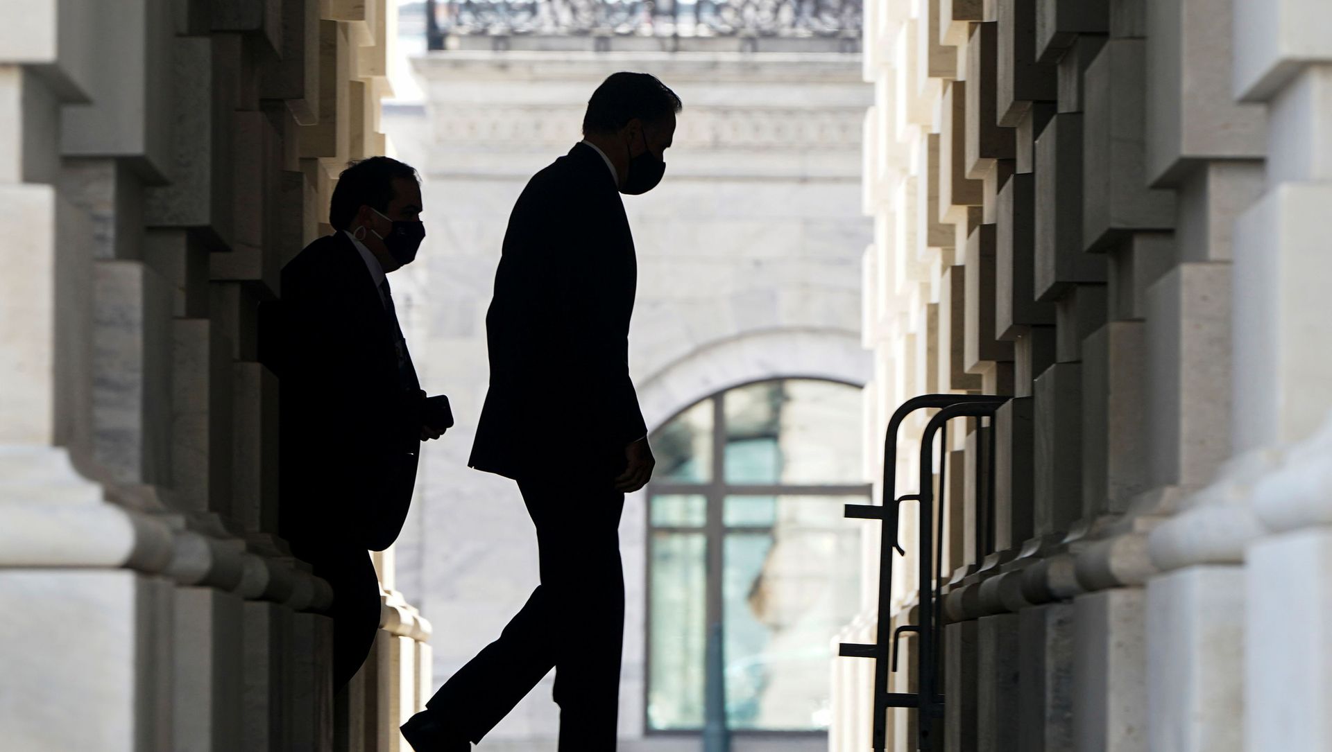Senator Mitt Romney (R-UT) arrives for the start of the impeachment trial of former U.S. President Donald Trump on Capitol Hill in Washington, U.S., February 9, 2021 Senator Mitt Romney (R-UT) arrives for the start of the impeachment trial of former U.S. President Donald Trump on Capitol Hill in Washington, U.S., February 9, 2021 - Sputnik International, 1920, 10.02.2021