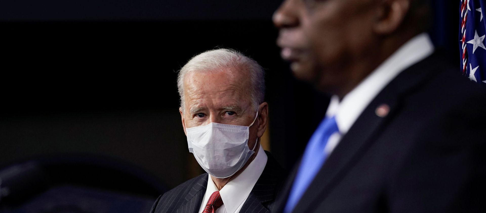 U.S. President Joe Biden listens as Secretary of Defense Lloyd Austin speaks at the Pentagon in Arlington, Virginia, U.S., February 10, 2021. U.S. President Joe Biden listens as Secretary of Defense Lloyd Austin speaks at the Pentagon in Arlington, Virginia, U.S., February 10, 2021. - Sputnik International, 1920, 10.02.2021