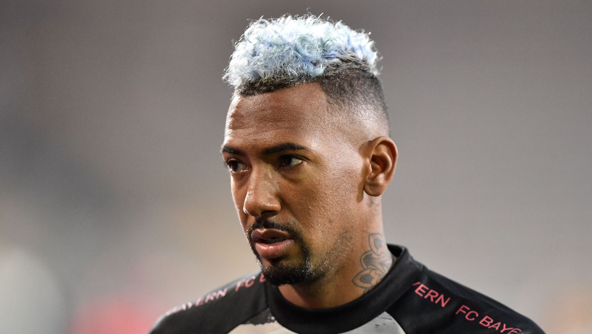Bayern's Jerome Boateng walks on the pitch before the German Bundesliga soccer match between Arminia Bielefeld and Bayern Munich. Bayern's Jerome Boateng walks on the pitch before the German Bundesliga soccer match between Arminia Bielefeld and Bayern Munich. - Sputnik International, 1920, 14.02.2021