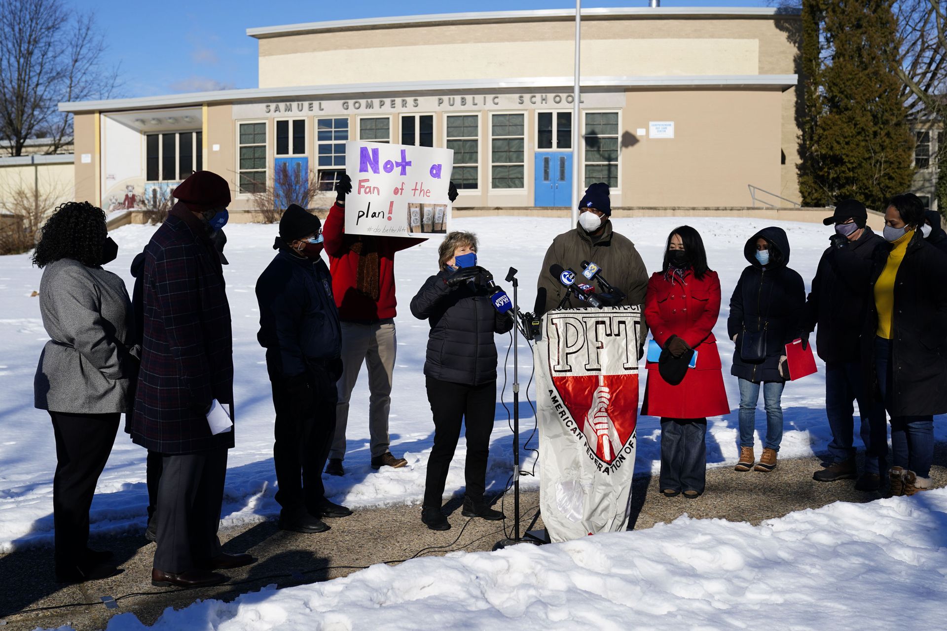 US CDC Expected to Issue New Guidelines for School Reopening as Teachers Fight for Safety US CDC Expected to Issue New Guidelines for School Reopening as Teachers Fight for Safety - Sputnik International, 1920, 11.02.2021