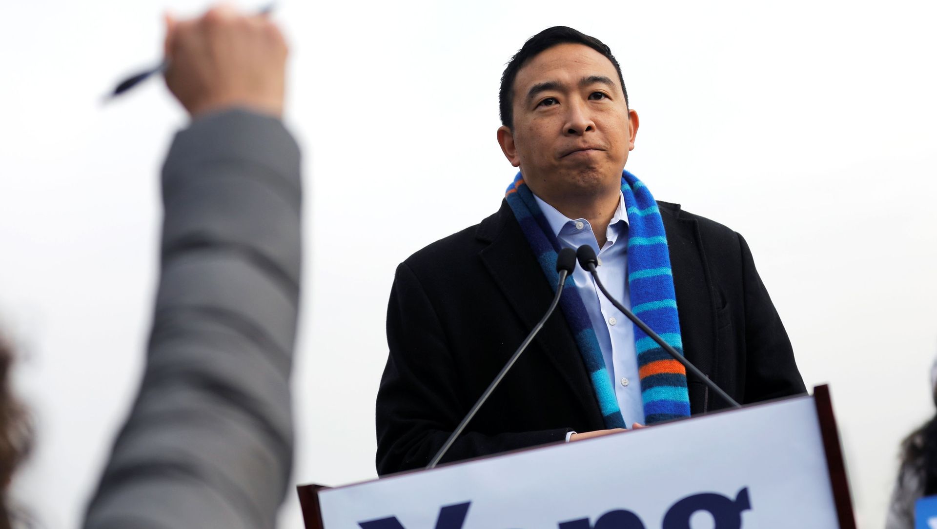 Former U.S. Democratic presidential candidate Andrew Yang speaks at an event announcing his candidacy for New York City Mayor in upper Manhattan in New York City, New York, U.S., January 14, 2021. Former U.S. Democratic presidential candidate Andrew Yang speaks at an event announcing his candidacy for New York City Mayor in upper Manhattan in New York City, New York, U.S., January 14, 2021. - Sputnik International, 1920, 11.02.2021
