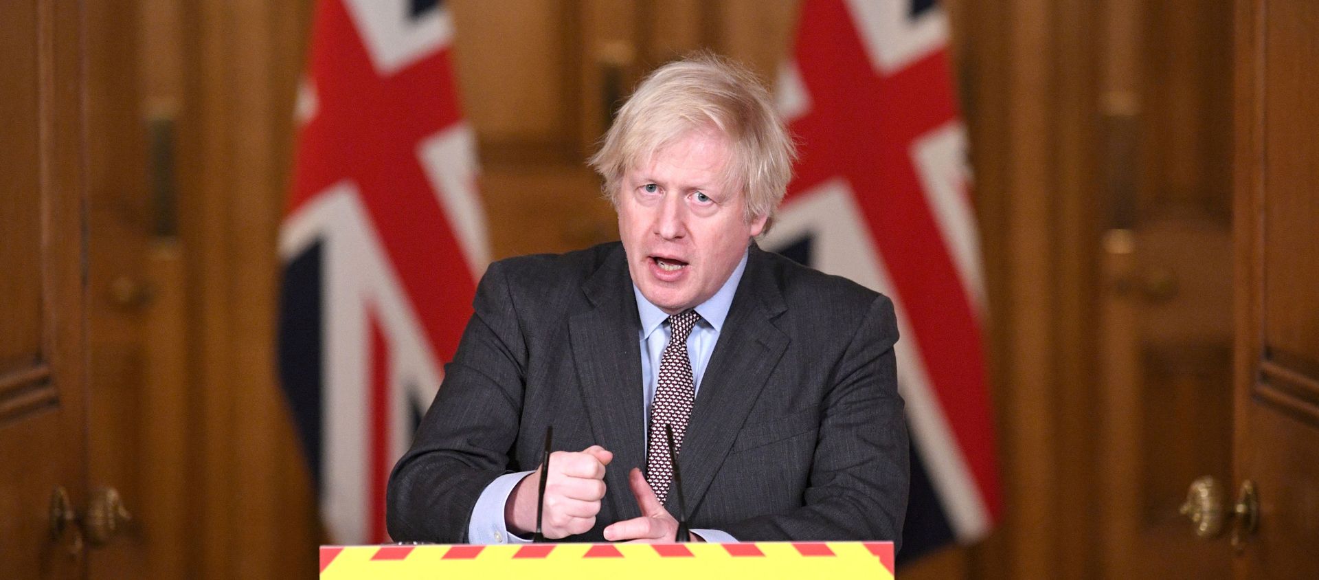 Britain's Prime Minister Boris Johnson addressees the media at a coronavirus disease (COVID-19) pandemic briefing in Downing Street, London, Britain February 3, 2021. Britain's Prime Minister Boris Johnson addressees the media at a coronavirus disease (COVID-19) pandemic briefing in Downing Street, London, Britain February 3, 2021. - Sputnik International, 1920, 19.02.2021