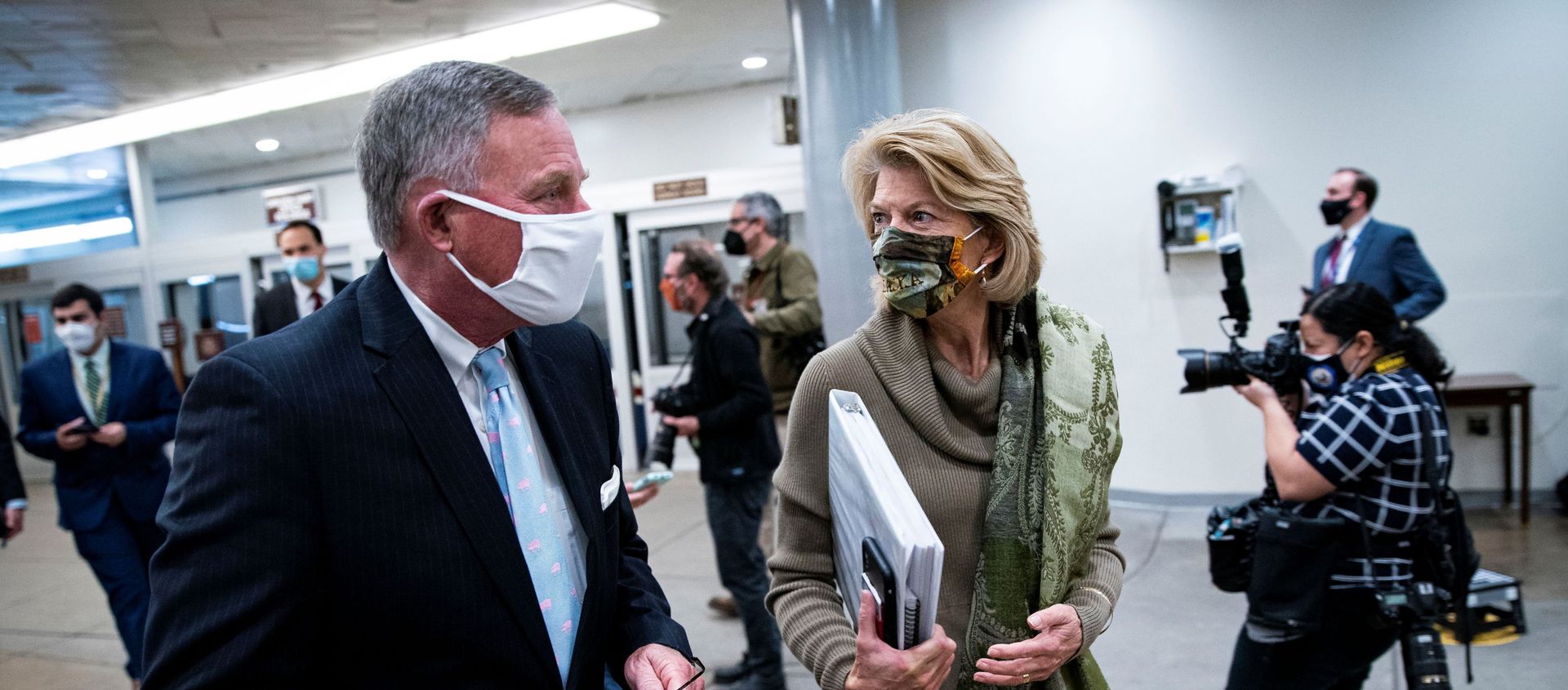 U.S. Senator Richard Burr (R-NC) and U.S. Senator Lisa Murkowski (R-AK) arrive at the U.S. Senate for the second day of proceedings in the second impeachment trial of former U.S. President Donald Trump on charges of inciting the deadly attack on the U.S. Capitol, on Capitol Hill in Washington, U.S., February 10, 2021 U.S. Senator Richard Burr (R-NC) and U.S. Senator Lisa Murkowski (R-AK) arrive at the U.S. Senate for the second day of proceedings in the second impeachment trial of former U.S. President Donald Trump on charges of inciting the deadly attack on the U.S. Capitol, on Capitol Hill in Washington, U.S., February 10, 2021 - Sputnik International, 1920, 14.02.2021