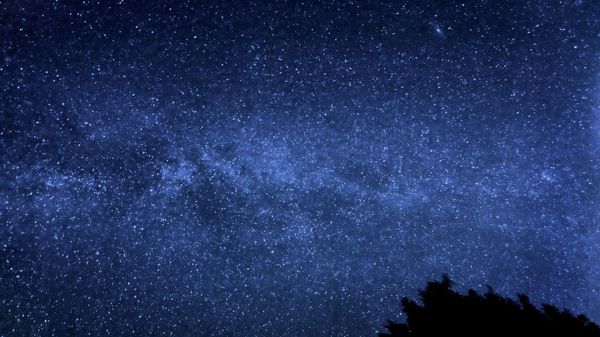 The Milky Way with the Andromeda Galaxy visible to the upper right hand side. - Sputnik International