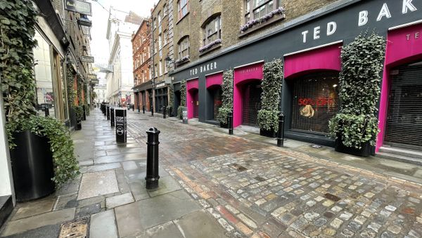 An empty street in the Covent Garden area in central London during lockdown on 15 February, 2021.  - Sputnik International
