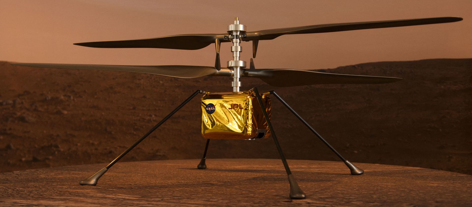 A full-scale model of the experimental Ingenuity Mars Helicopter, which will be carried under the Mars 2020 Perseverance rover, is displayed at NASA's Jet Propulsion Laboratory (JPL) on February 16, 2021 in Pasadena, California. A full-scale model of the experimental Ingenuity Mars Helicopter, which will be carried under the Mars 2020 Perseverance rover, is displayed at NASA's Jet Propulsion Laboratory (JPL) on February 16, 2021 in Pasadena, California. - Sputnik International, 1920, 18.02.2021