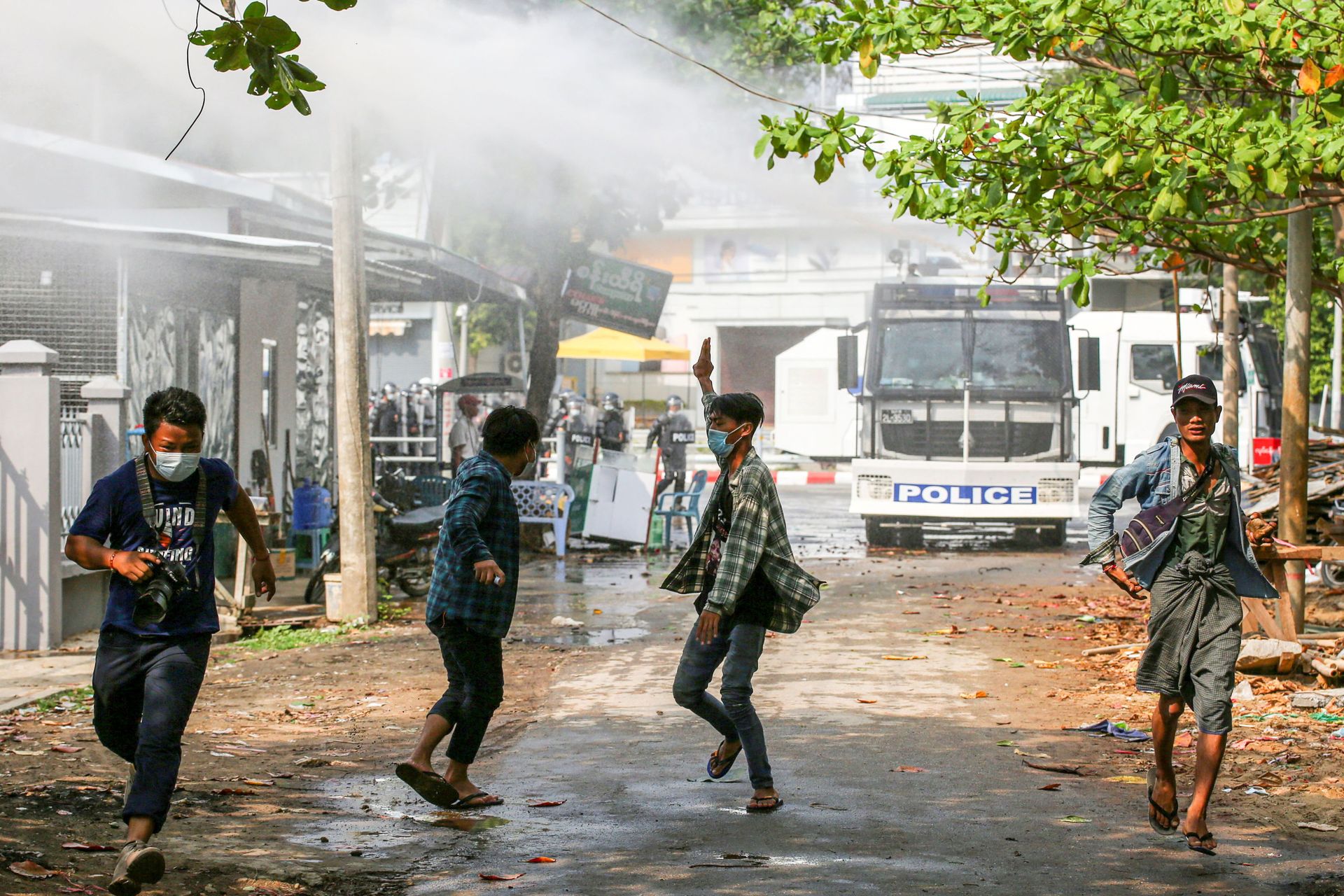 At Least 17 People Die in Clashes Between Police, Protesters in Myanmar, Reports Say - Sputnik International, 1920, 28.02.2021