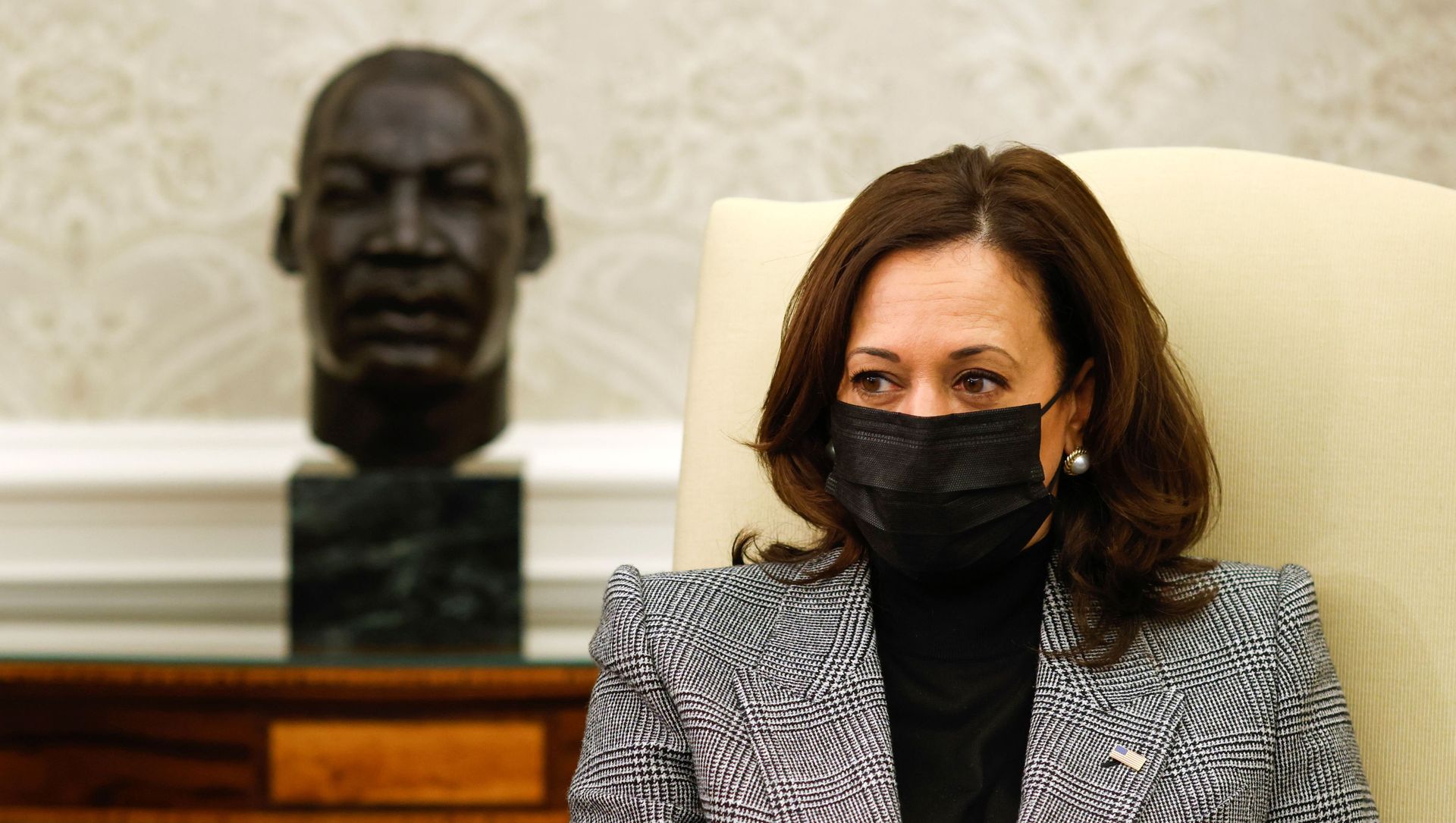 US Vice President Kamala Harris and U.S. President Joe Biden (not pictured) attend a meeting with bipartisan Senators on infrastructure investment at the Oval Office of the White House in Washington, U.S., February 11, 2021 US Vice President Kamala Harris and U.S. President Joe Biden (not pictured) attend a meeting with bipartisan Senators on infrastructure investment at the Oval Office of the White House in Washington, U.S., February 11, 2021 - Sputnik International, 1920, 18.02.2021
