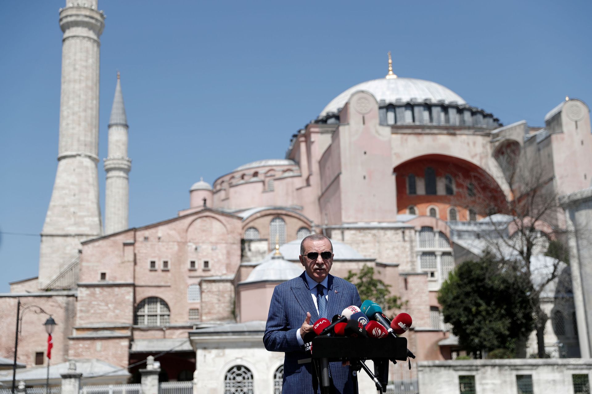 Lavrov Does Not Believe That Turkey Wants to Create 'Great Turan' Pan-Turkic Entity - Sputnik International, 1920, 19.02.2021
