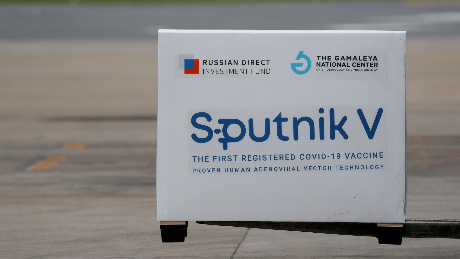 A shipment of doses of the Sputnik V (Gam-COVID-Vac) vaccine against the coronavirus disease (COVID-19) A shipment of doses of the Sputnik V (Gam-COVID-Vac) vaccine against the coronavirus disease (COVID-19) - Sputnik International, 1920, 07.04.2021