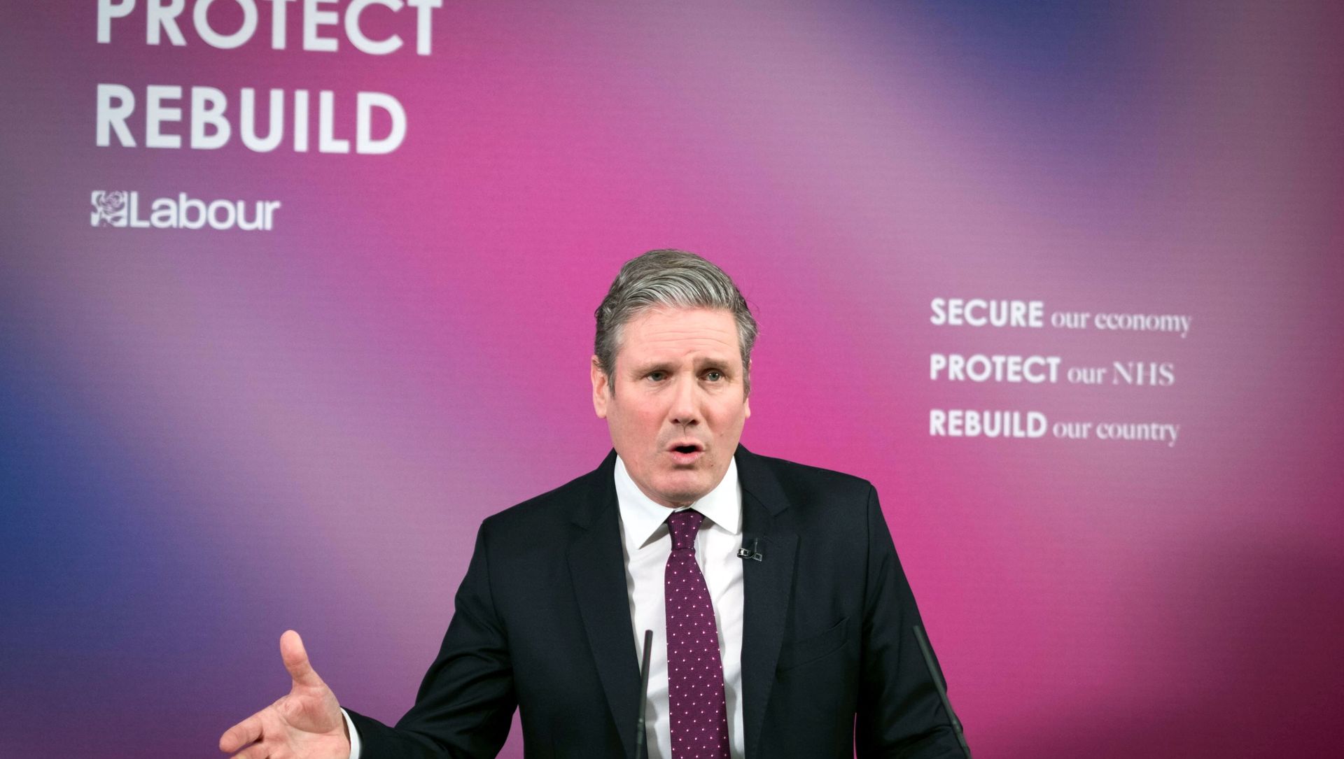 British Labour Party leader Keir Starmer delivers a virtual speech on Britain's economic future, in London British Labour Party leader Keir Starmer delivers a virtual speech on Britain's economic future, in London - Sputnik International, 1920, 21.02.2021