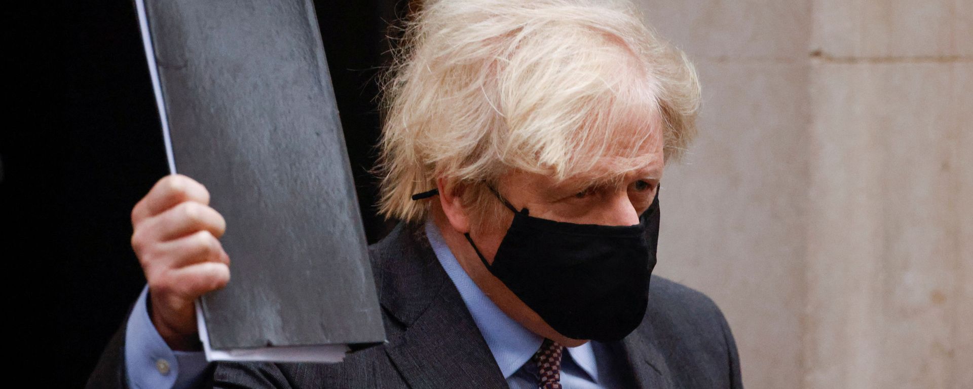 Britain's Prime Minister Boris Johnson leaves Downing Street in London Britain's Prime Minister Boris Johnson leaves Downing Street in London - Sputnik International, 1920, 22.02.2021