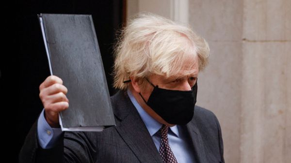 Britain's Prime Minister Boris Johnson leaves Downing Street in London - Sputnik International