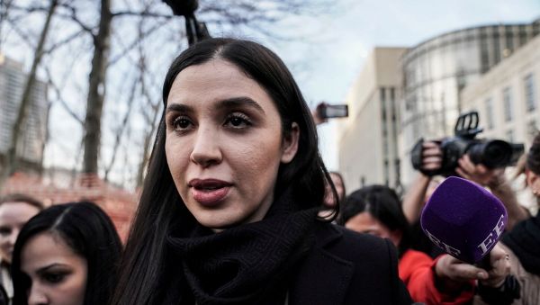 Emma Coronel Aispuro, the wife of Joaquin Guzman, the Mexican drug lord known as El Chapo, exits the Brooklyn Federal Courthouse during the trial in the Brooklyn borough of New York, U.S., February 5, 2019.   - Sputnik International