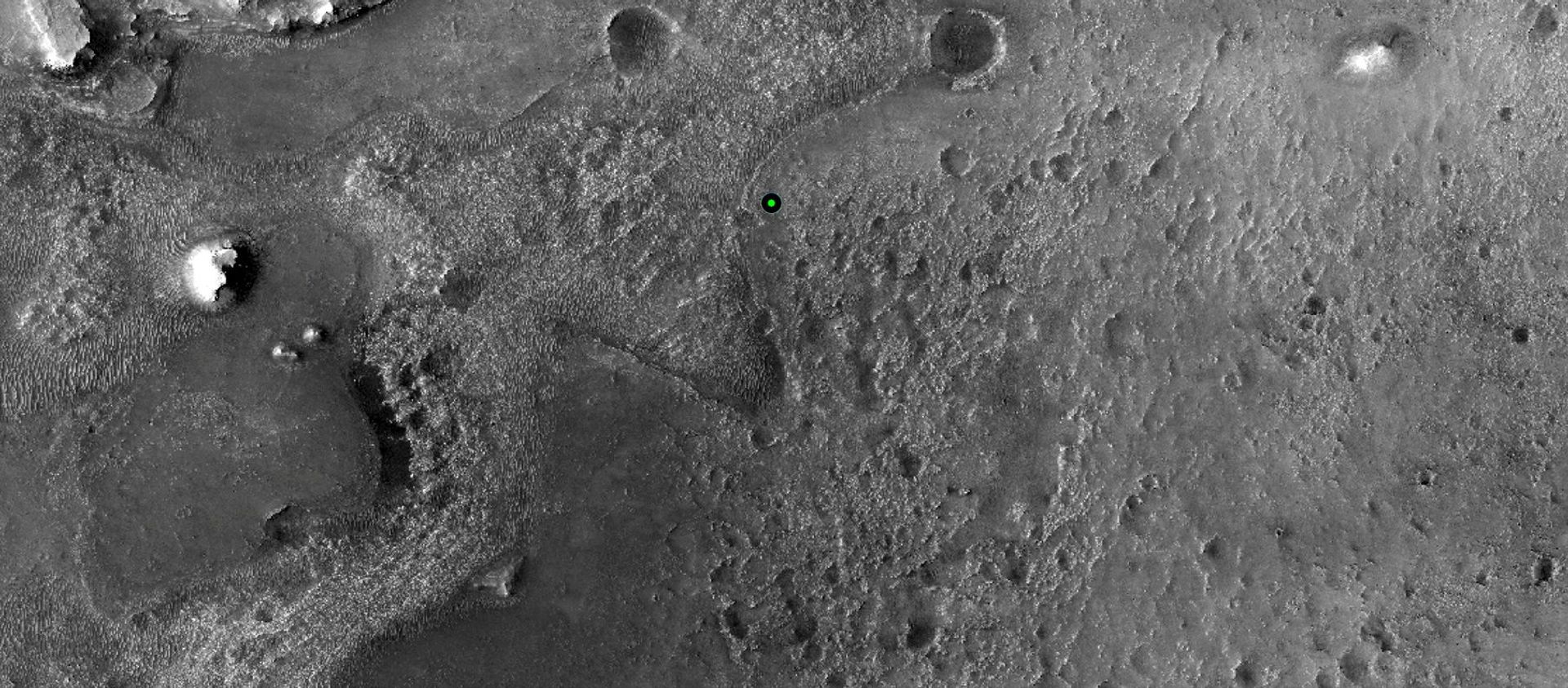 Место посадки NASA's Perseverance Mars Rover на Марсе Место посадки NASA's Perseverance Mars Rover на Марсе - Sputnik International, 1920, 28.02.2021