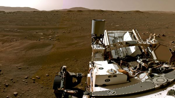 A portion of a panorama made up of individual images taken by the Navigation Cameras, or Navcams, aboard NASA's Perseverance Mars rover, shows the Martian landscape on 20 February 2021. - Sputnik International