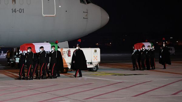The bodies of Italian ambassador Luca Attanasio and his bodyguard Vittorio Iacovacci arrive back at Rome's Ciampino airport following a deadly attack in the Democratic Republic of Congo, in Rome, Italy, February 23, 2021.  - Sputnik International
