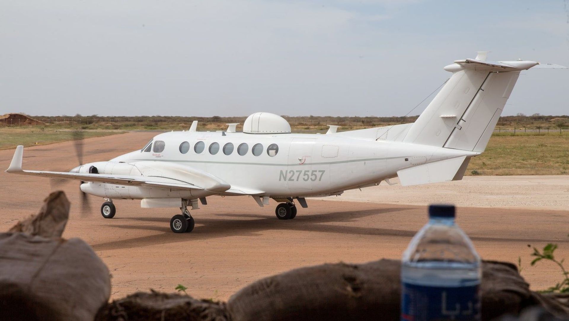A Beechcraft King Air, heavily modified for spy missions, spotted at Baledogle Military Airfield in Somalia in late 2020 or early 2021. The plane's civil registration number doesn't belong to any known aircraft. After The War Zone published its story on February 24, 2021, the Pentagon seemingly removed the image from its public database. A Beechcraft King Air, heavily modified for spy missions, spotted at Baledogle Military Airfield in Somalia in late 2020 or early 2021. The plane's civil registration number doesn't belong to any known aircraft. After The War Zone published its story on February 24, 2021, the Pentagon seemingly removed the image from its public database. - Sputnik International, 1920, 25.02.2021