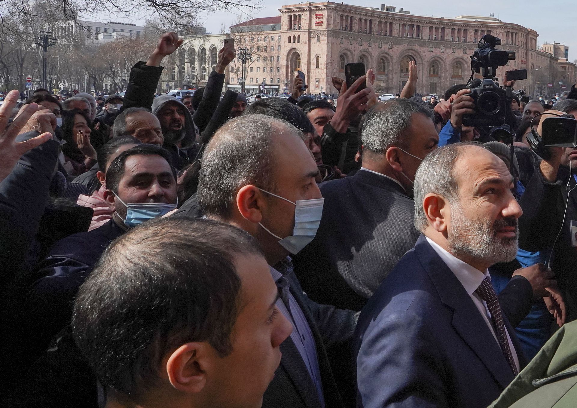 Armenian Parliament Lifts Martial Law Armenian Parliament Lifts Martial Law - Sputnik International, 1920, 24.03.2021