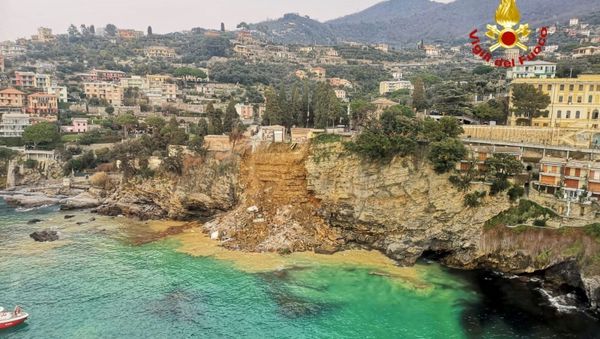 A general view of the cemetery of Camogli after a landslide destroyed hundreds of graves, 22 February 2021. Vigili del Fuoco/Handout via REUTERS  - Sputnik International