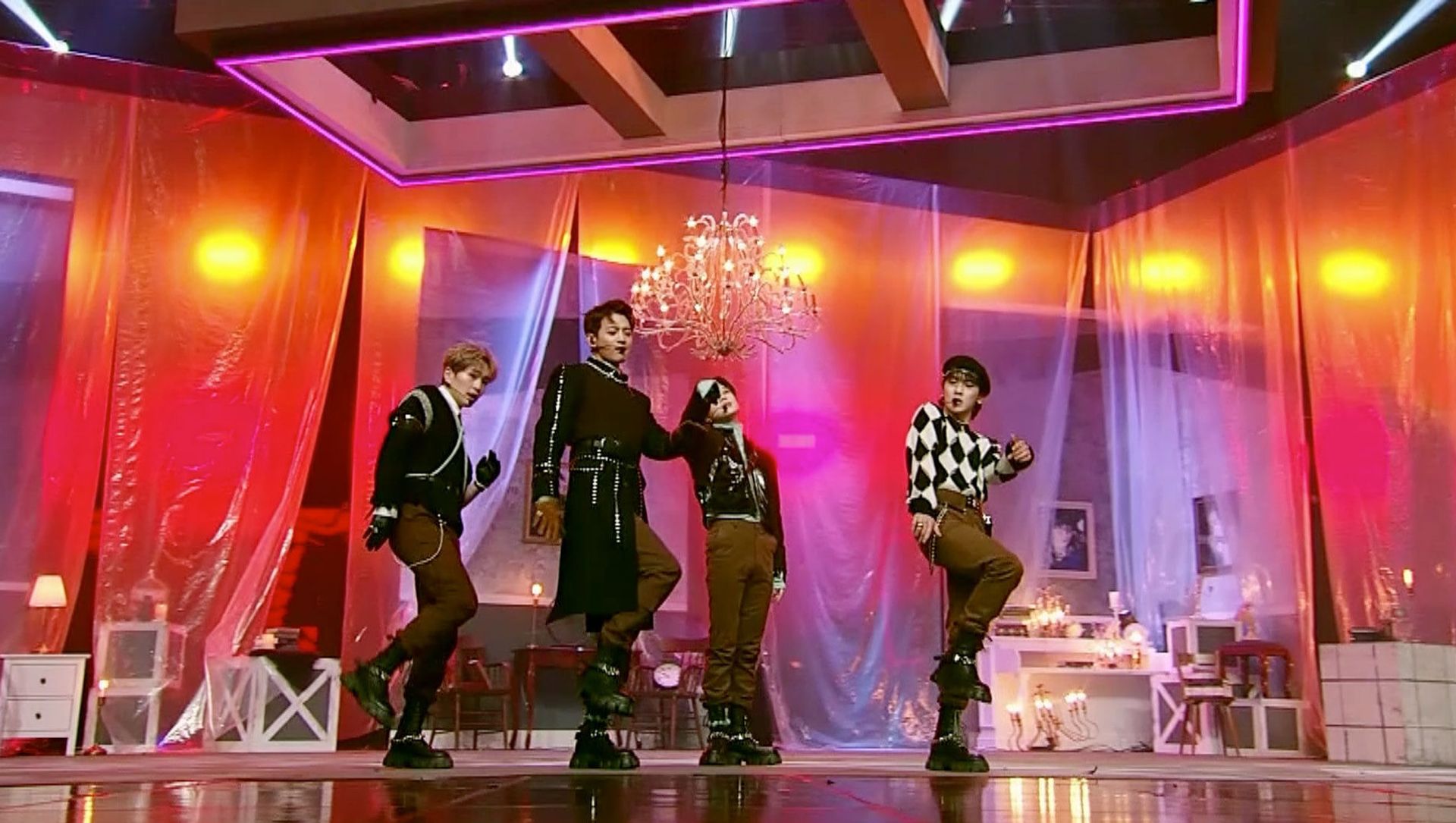 SHINee's Back! SHINee's Back! - Sputnik International, 1920, 22.02.2021