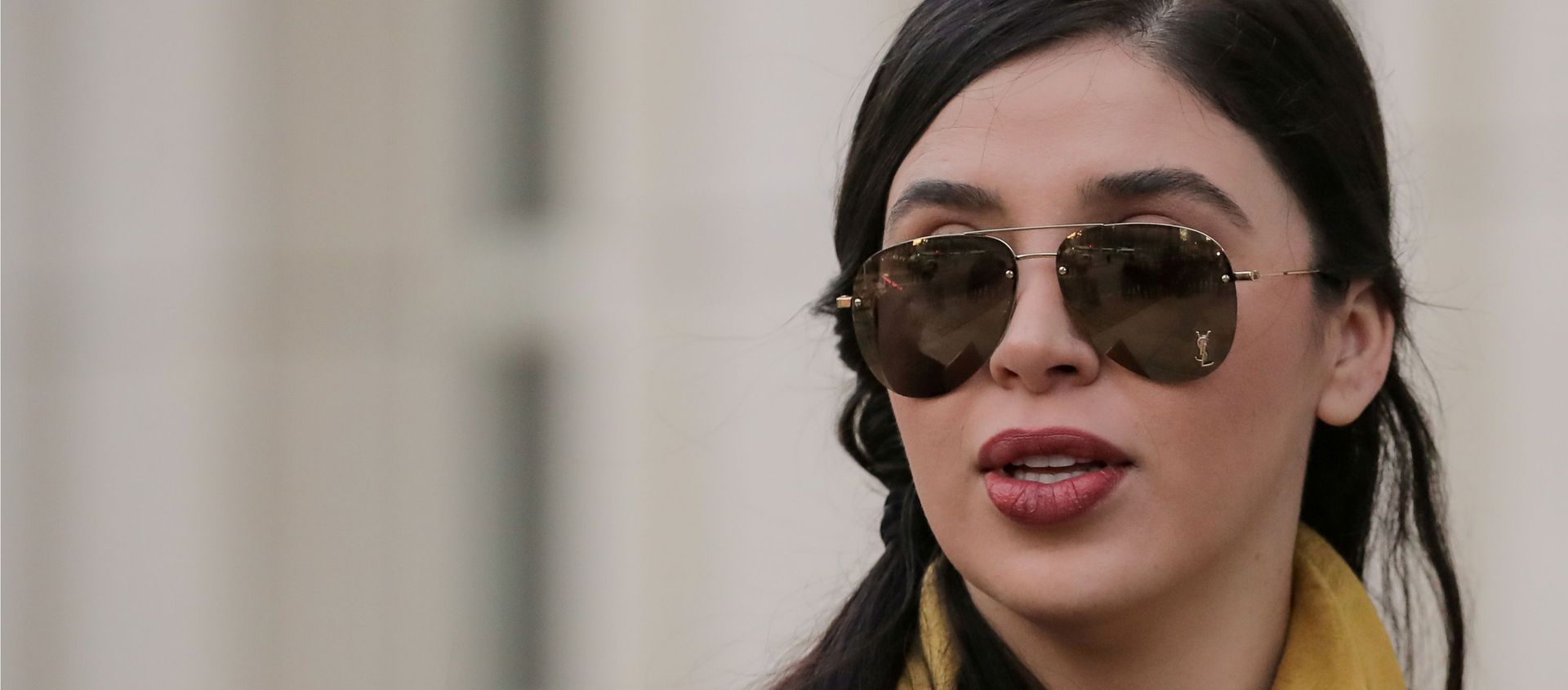 Emma Coronel Aispuro, esposa de Joaquín Guzmán, El Chapo, a la salida de una corte en Brooklyn, Nueva York, EEUU, 4 febrero 2019. Emma Coronel Aispuro, esposa de Joaquín Guzmán, El Chapo, a la salida de una corte en Brooklyn, Nueva York, EEUU, 4 febrero 2019. - Sputnik International, 1920, 27.02.2021