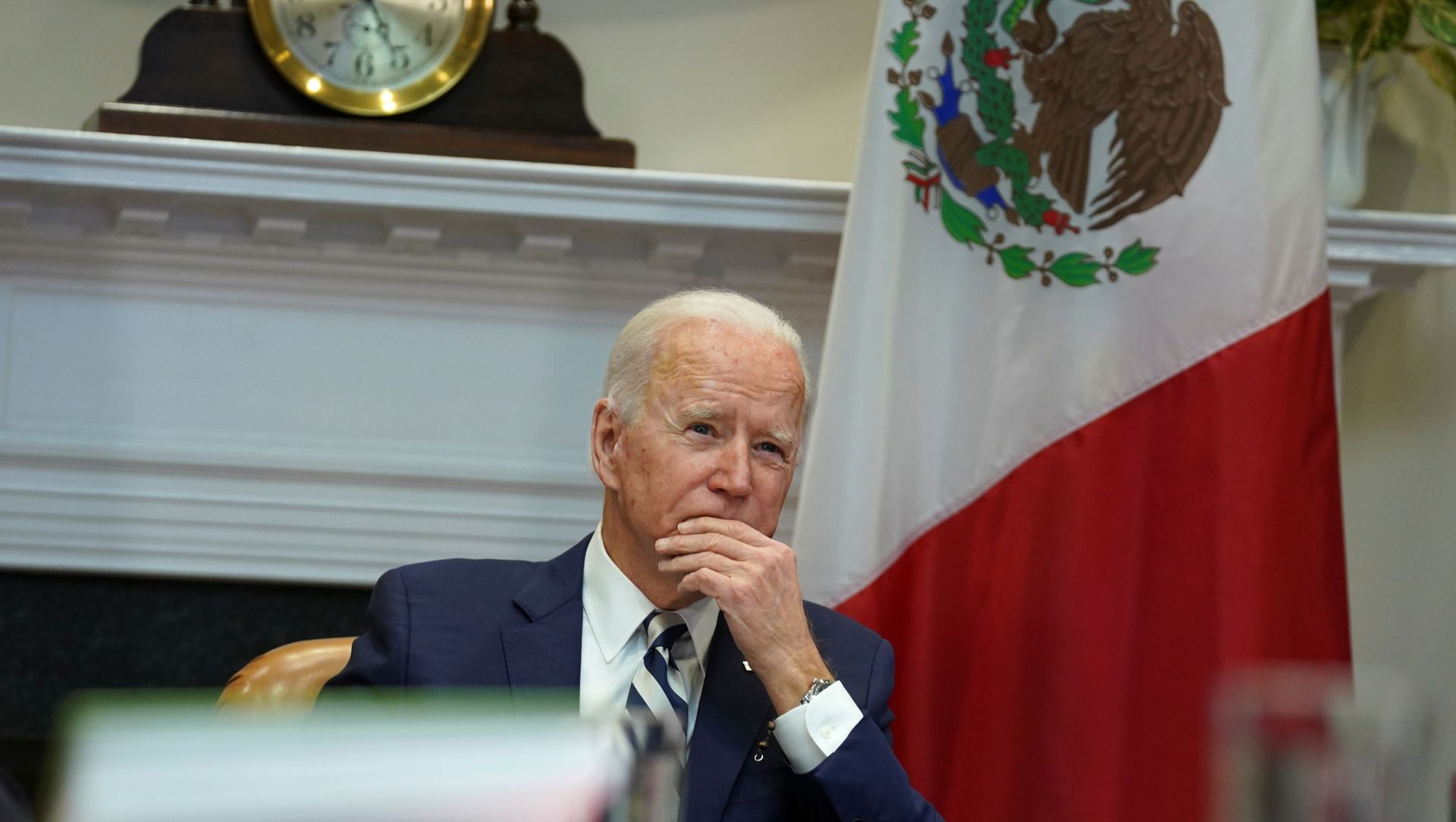 U.S. President Joe Biden listens during a virtual bilateral meeting with Mexican President Andres Manuel Lopez Obrador from the White House in Washington, U.S., March 1, 2021. U.S. President Joe Biden listens during a virtual bilateral meeting with Mexican President Andres Manuel Lopez Obrador from the White House in Washington, U.S., March 1, 2021. - Sputnik International, 1920, 02.03.2021