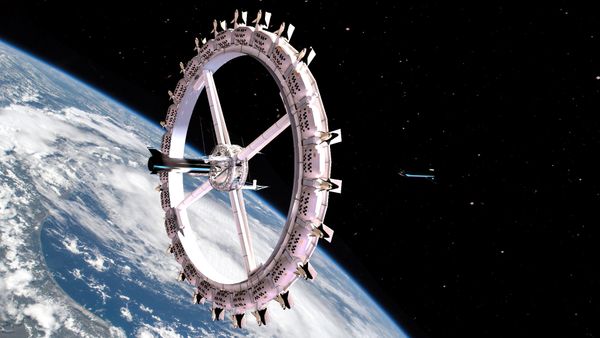 A Room With One Hell of a View: Unearthly Experience of Staying at Voyager Station Space Hotel - Sputnik International