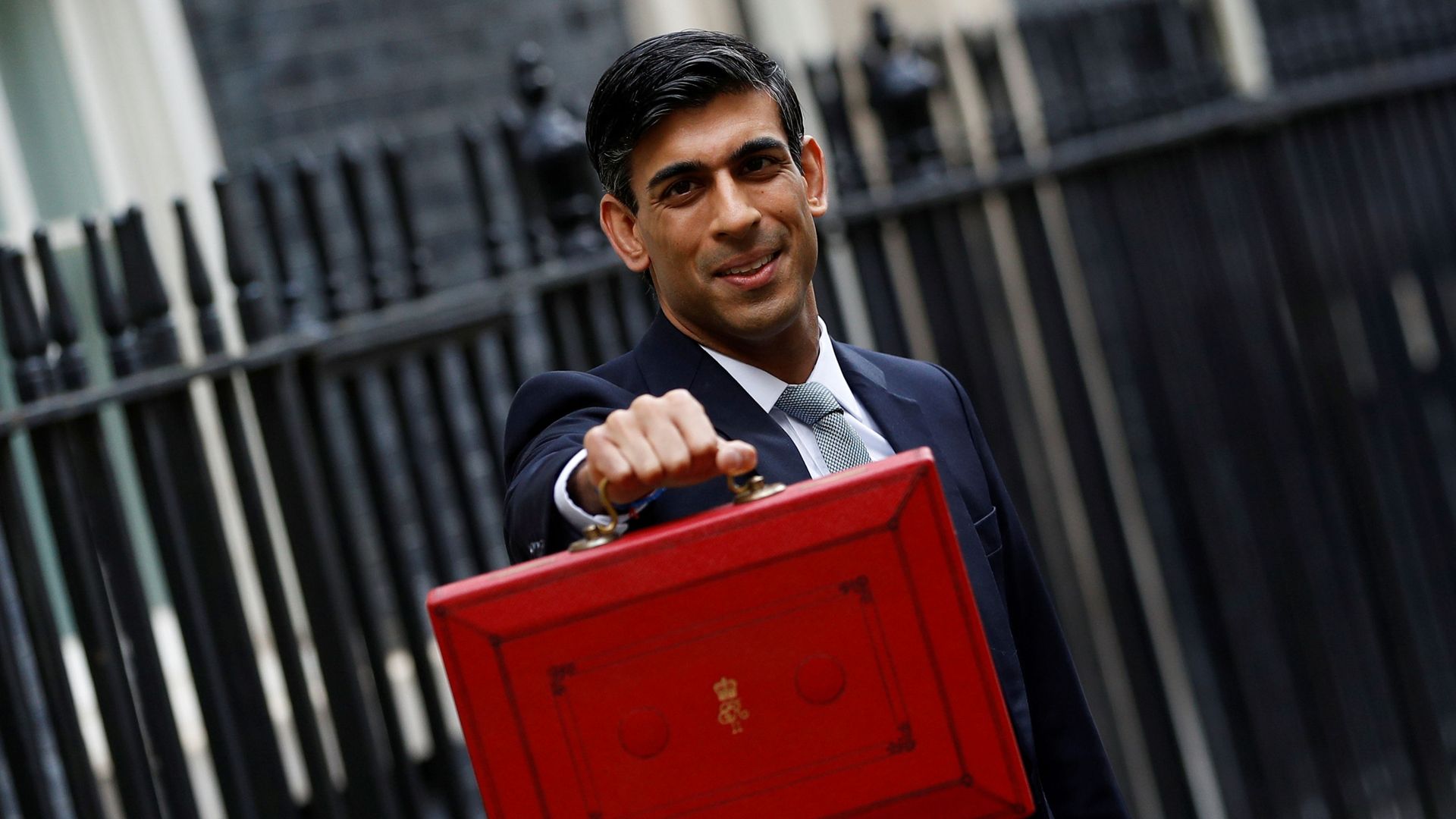 FILE PHOTO: Britain's Chancellor of the Exchequer Rishi Sunak holds the budget box outside his office in Downing Street in London FILE PHOTO: Britain's Chancellor of the Exchequer Rishi Sunak holds the budget box outside his office in Downing Street in London - Sputnik International, 1920, 24.10.2021