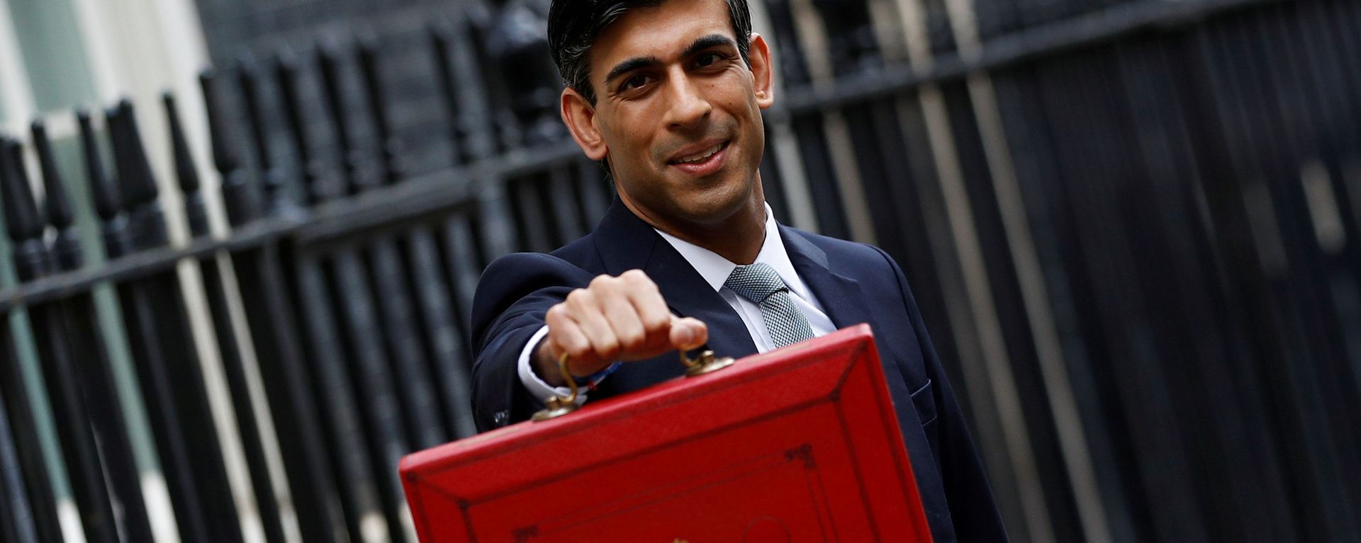 FILE PHOTO: Britain's Chancellor of the Exchequer Rishi Sunak holds the budget box outside his office in Downing Street in London FILE PHOTO: Britain's Chancellor of the Exchequer Rishi Sunak holds the budget box outside his office in Downing Street in London - Sputnik International, 1920, 24.10.2021