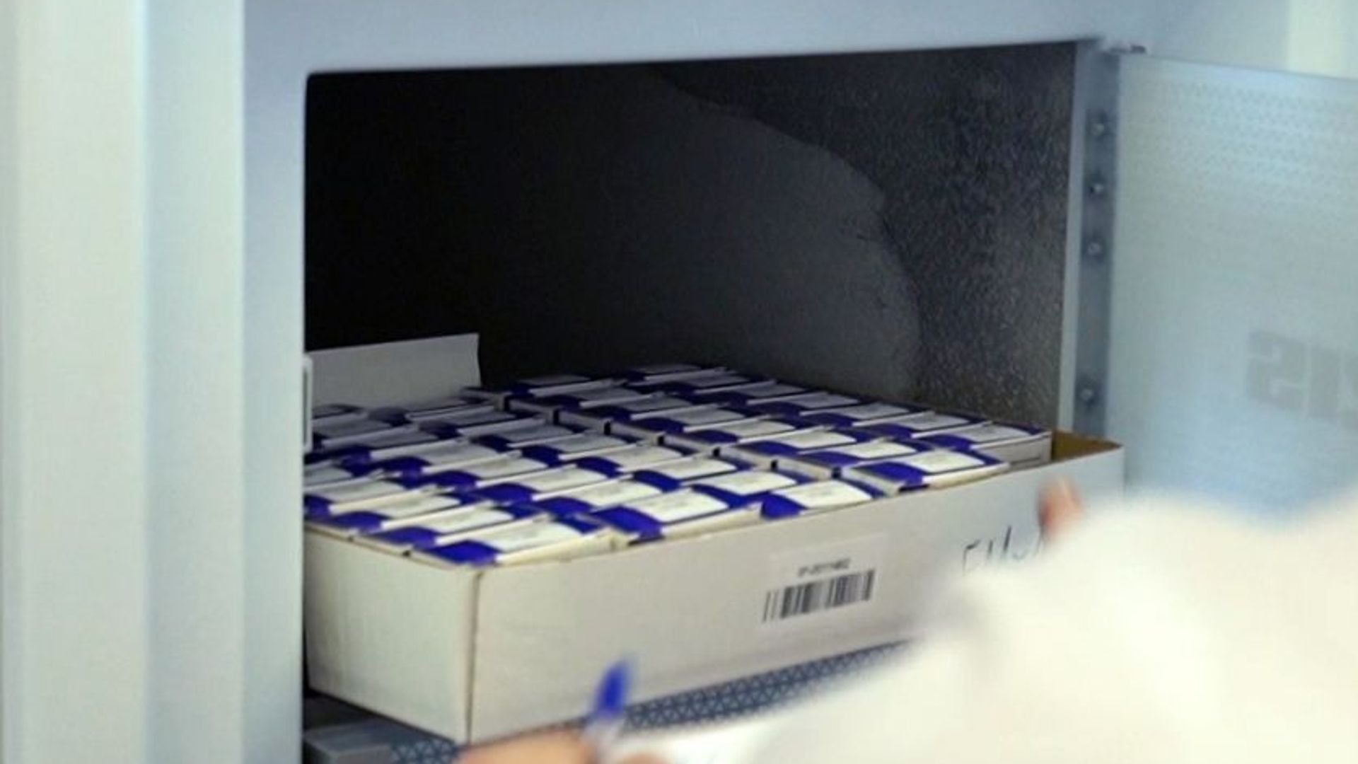 In this handout photo released by Russian Direct Investment Fund, a view shows a fridge with packages of Russian Sputnik-Light one-dose vaccine against the coronavirus disease (COVID-19) developed by the Gamaleya Scientific Research Institute of Epidemiology and Microbiology during clinical trials, in Moscow, Russia. In this handout photo released by Russian Direct Investment Fund, a view shows a fridge with packages of Russian Sputnik-Light one-dose vaccine against the coronavirus disease (COVID-19) developed by the Gamaleya Scientific Research Institute of Epidemiology and Microbiology during clinical trials, in Moscow, Russia. - Sputnik International, 1920, 05.03.2021