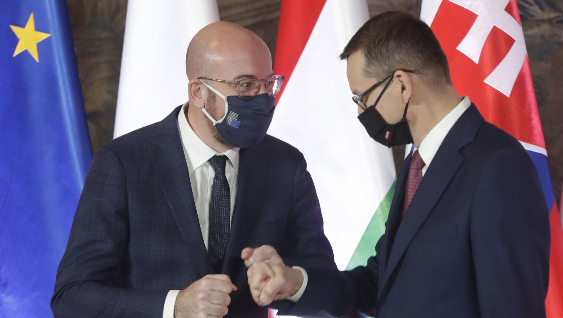 European Council President Charles Michel, left, and Poland's Prime Minister Mateusz Morawiecki during welcoming ceremony ahead of a ceremonious meeting that marks 30 years of central Europe's informal body of cooperation between Poland, Hungary, Slovakia and The Czech Republic, called the Visegrad Group, at the Wawel Castle in Krakow, Poland, Wednesday, Feb. 17, 2021 European Council President Charles Michel, left, and Poland's Prime Minister Mateusz Morawiecki during welcoming ceremony ahead of a ceremonious meeting that marks 30 years of central Europe's informal body of cooperation between Poland, Hungary, Slovakia and The Czech Republic, called the Visegrad Group, at the Wawel Castle in Krakow, Poland, Wednesday, Feb. 17, 2021 - Sputnik International, 1920, 04.03.2021