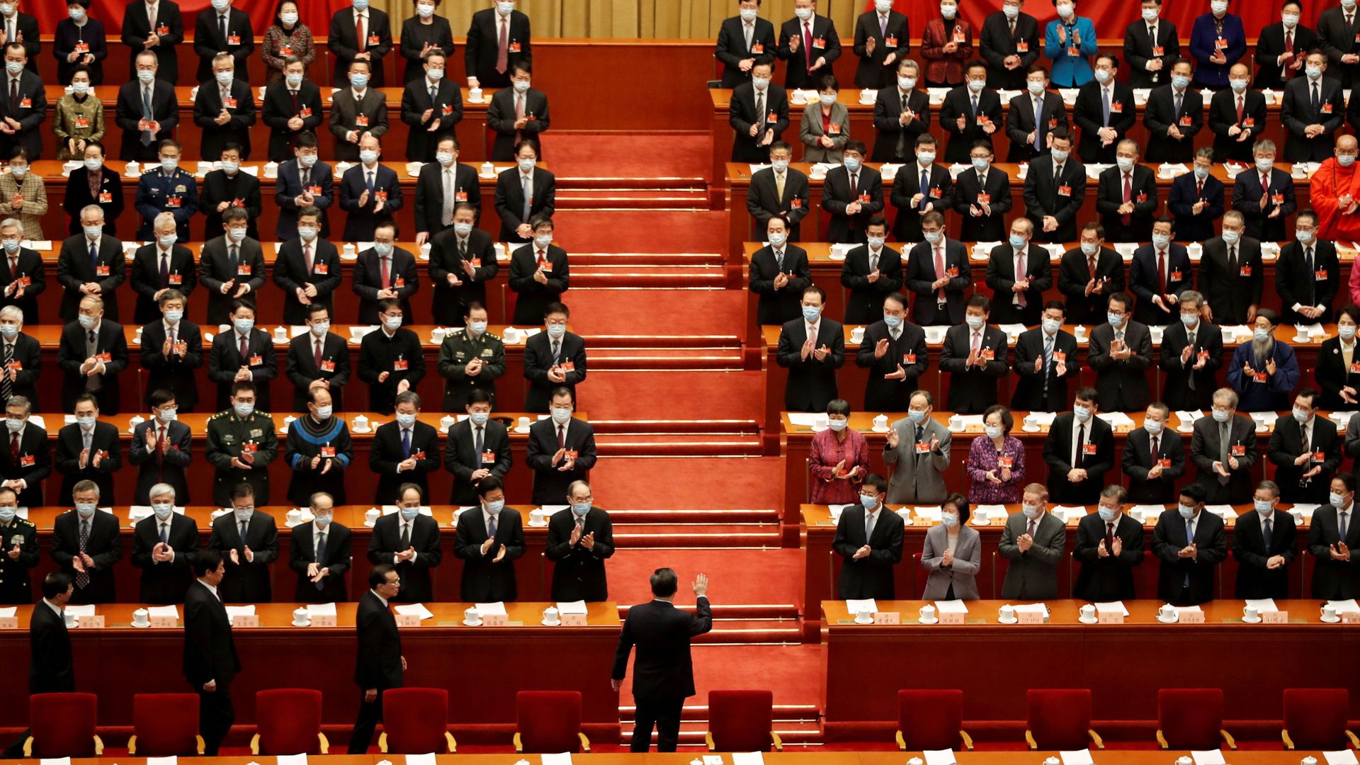 Chinese President Xi Jinping waves as he arrives for the opening session of the Chinese People's Political Consultative Conference (CPPCC) Chinese President Xi Jinping waves as he arrives for the opening session of the Chinese People's Political Consultative Conference (CPPCC) - Sputnik International, 1920, 04.03.2021