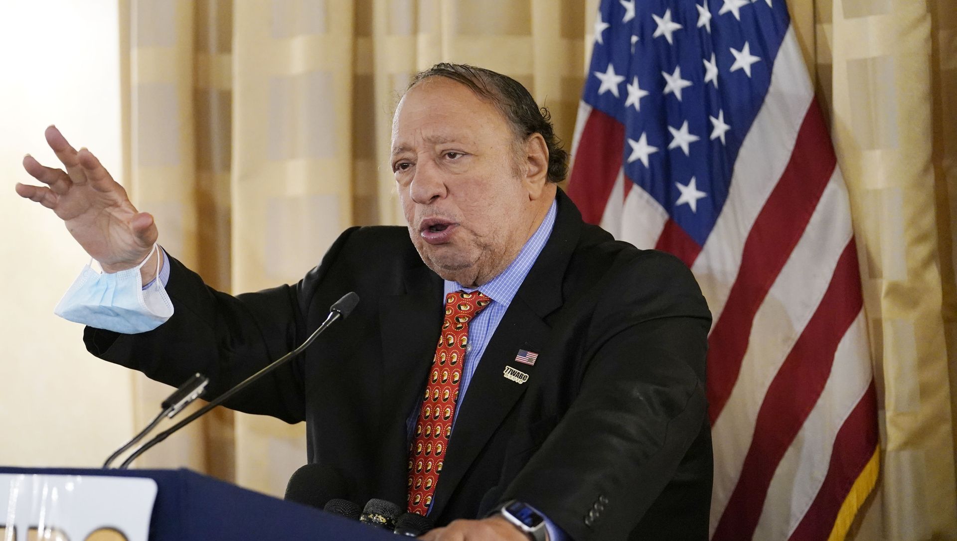 Businessman John Catsimatidis, the Gristedes grocery chain mogul, speaks at a news conference at the Women's Republican Club, Wednesday, Sept. 16, 2020, in New York. Businessman John Catsimatidis, the Gristedes grocery chain mogul, speaks at a news conference at the Women's Republican Club, Wednesday, Sept. 16, 2020, in New York. - Sputnik International, 1920, 04.03.2021