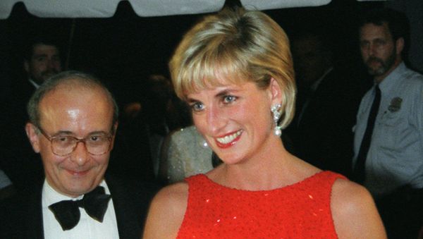 England's Princess Diana leaves a Red Cross gala Tuesday, June 17, 1997 at the National Museum of Women in the Arts in Washington followed by Ambassador John Kerr of Great Britain England's Princess Diana leaves a Red Cross gala Tuesday, June 17, 1997 at the National Museum of Women in the Arts in Washington followed by Ambassador John Kerr of Great Britain - Sputnik International