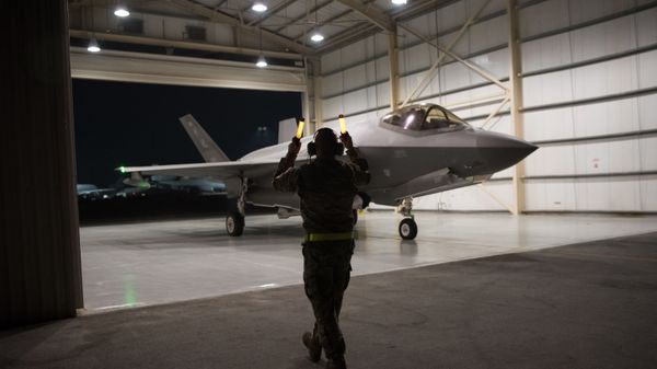 In this Sept. 10, 2019, photo released by the U.S. Air Force, an F-35A Lightning II fighter jet is directed out of a hangar at Al-Dhafra Air Base in the United Arab Emirates. In this Sept. 10, 2019, photo released by the U.S. Air Force, an F-35A Lightning II fighter jet is directed out of a hangar at Al-Dhafra Air Base in the United Arab Emirates. - Sputnik International
