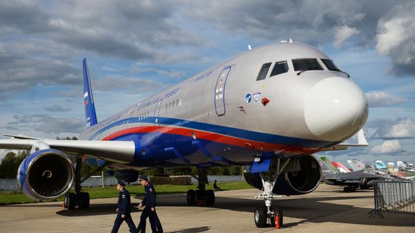 The Tu-214ON (Open Sky) aerial surveillance aircraft, developed by Tupolev on the basis of the Tu-214 passenger aircraft, is presented at the exhibition of aviation equipment at the Kubinka airfield at the ARMY-2016 International Military-Technical Forum. - Sputnik International