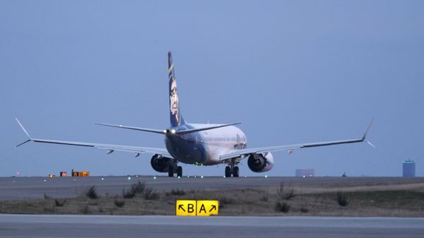 The first Alaska Airlines passenger flight on a Boeing 737-9 Max airplane taxis for takeoff, Monday, March 1, 2021, on a flight to San Diego from Seattle-Tacoma International Airport in Seattle. File photo - Sputnik International