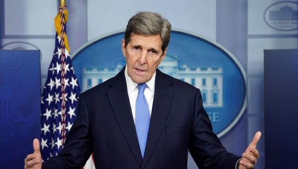 U.S. climate envoy John Kerry speaks at a press briefing at the White House in Washington, U.S., January 27, 2021. - Sputnik International