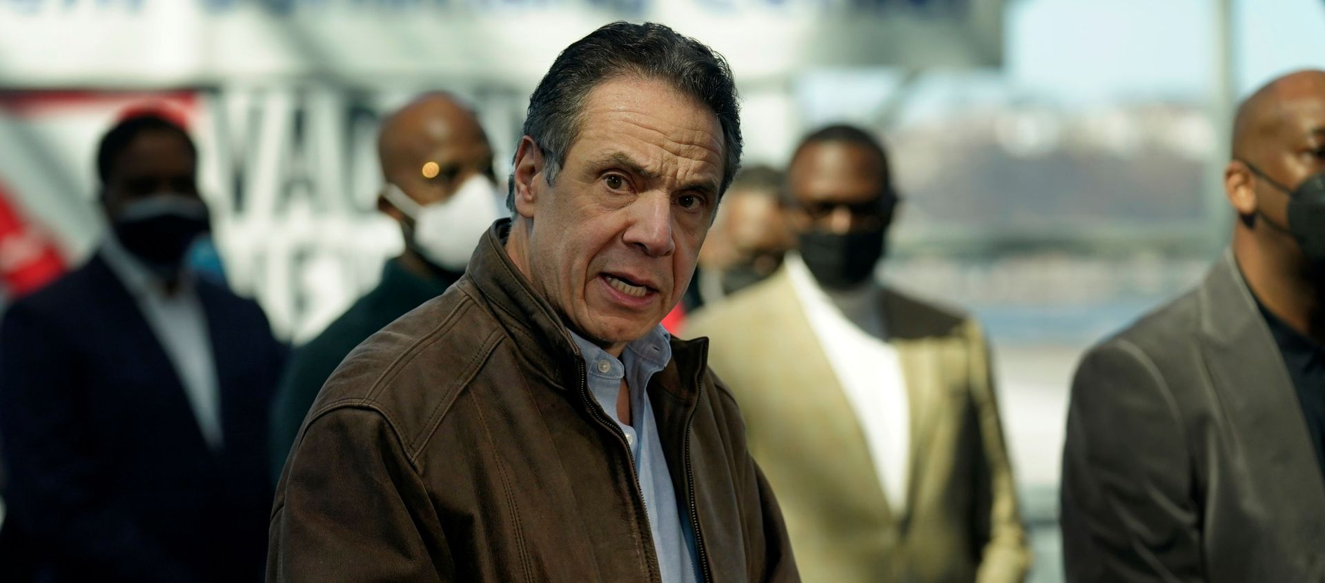 New York Governor Andrew Cuomo tours vaccination site at Javits Center in New York City New York Governor Andrew Cuomo tours vaccination site at Javits Center in New York City - Sputnik International, 1920, 08.04.2021