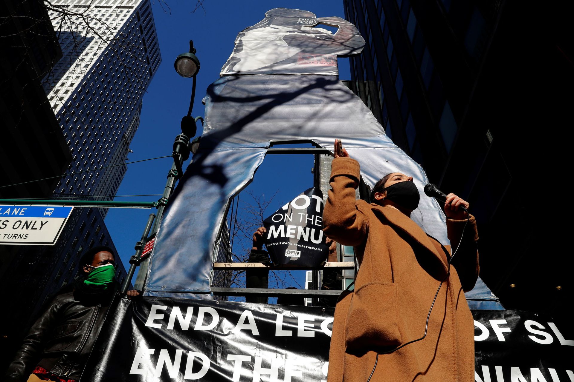 Video: New York State Lawmakers Introduce Impeachment Resolution Against Governor Cuomo Video: New York State Lawmakers Introduce Impeachment Resolution Against Governor Cuomo - Sputnik International, 1920, 08.03.2021