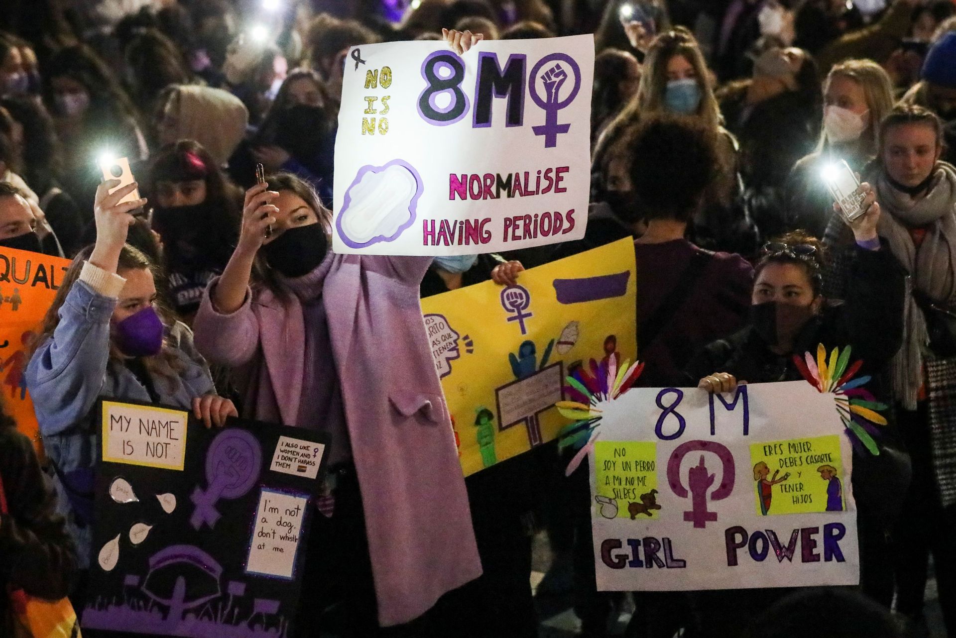 Man Reportedly Uses Pepper Spray at Feminist Rally in Barcelona Leaving 5 Injured Man Reportedly Uses Pepper Spray at Feminist Rally in Barcelona Leaving 5 Injured - Sputnik International, 1920, 09.03.2021