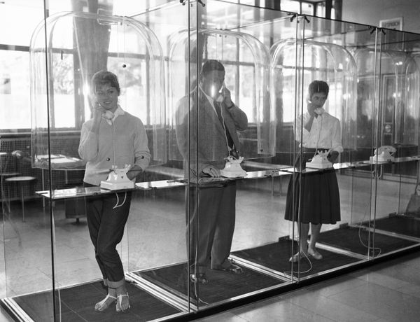 Dawn of the Telephone Age: A Retrospective Look at Early Modern Communications Dawn of the Telephone Age: A Retrospective Look at Early Modern Communications - Sputnik International