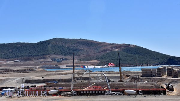 A view of the construction site of Turkey's first nuclear power plant 'Akkuyu', pictured during the opening ceremony in the Mediterranean Mersin region on April 3, 2018. - Turkish President Recep Tayyip Erdogan and Russian counterpart Vladimir Putin launched the construction of the $20 billion dollar Akkuyu nuclear power plant though a video link from Ankara where Putin is on an official visit.  - Sputnik International