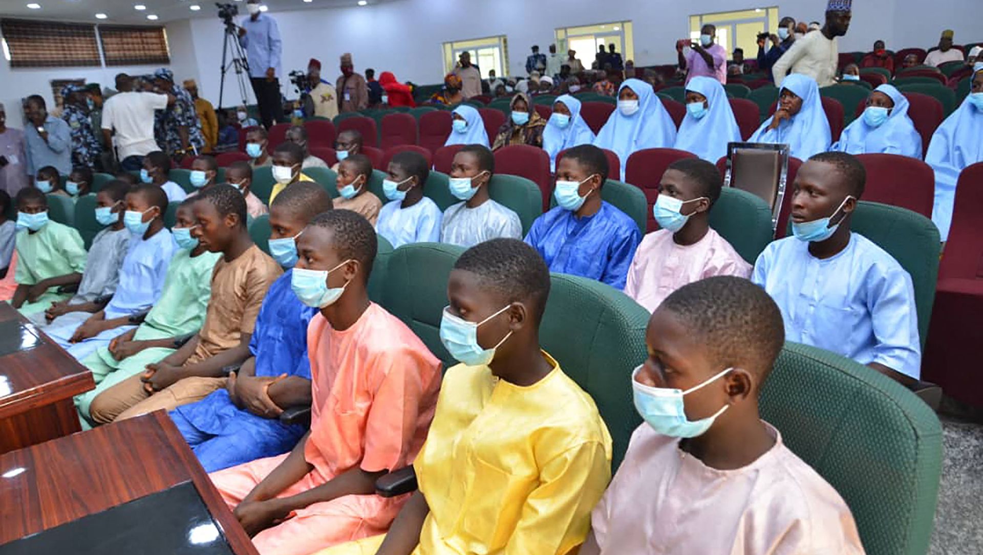 Abducted students of Government Science College Kagara sit in the state conference hall after being freed in Minna, Niger State, central Nigeria, on February 27, 2021. Abducted students of Government Science College Kagara sit in the state conference hall after being freed in Minna, Niger State, central Nigeria, on February 27, 2021. - Sputnik International, 1920, 12.03.2021