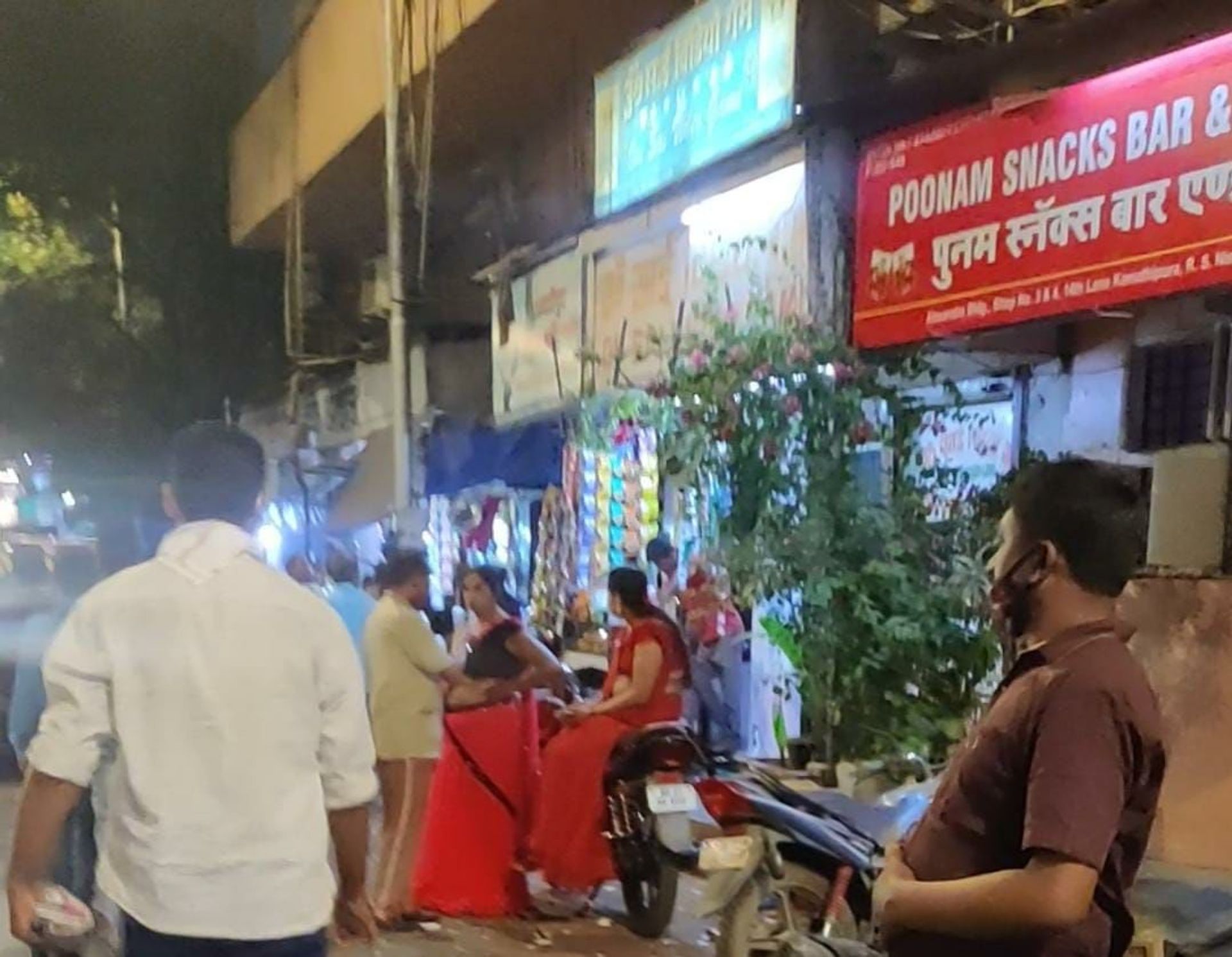 Wary of Stigma, Residents Decry 'Gangubai Kathiawadi’ Movie Projecting Kamathipura as Red Light Area Wary of Stigma, Residents Decry 'Gangubai Kathiawadi’ Movie Projecting Kamathipura as Red Light Area - Sputnik International, 1920, 15.03.2021