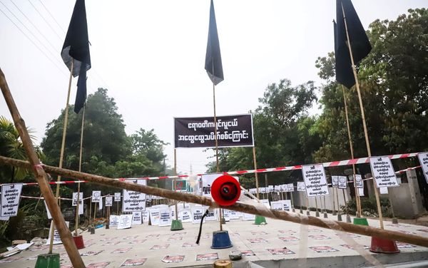 View of a loudspeaker and signs during a protest without demonstrators present in Nyaungdon, Ayeyarwady, Myanmar - Sputnik International
