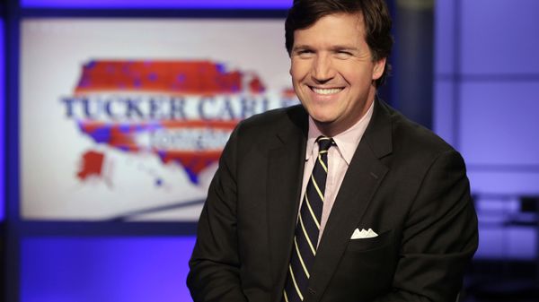 Tucker Carlson, host of Tucker Carlson Tonight, poses for photos in a Fox News Channel studio, in New York, Thursday, March 2, 2017 - Sputnik International