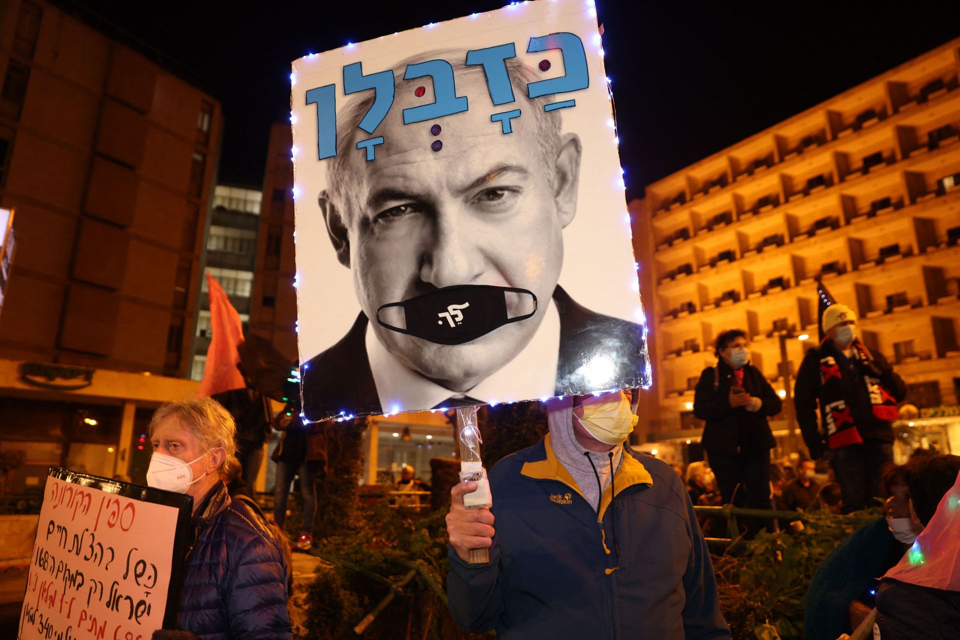 Zarif Lifts the Lid on When Iran May 'Immediately' Start to Comply With Nuclear Deal Zarif Lifts the Lid on When Iran May 'Immediately' Start to Comply With Nuclear Deal - Sputnik International, 1920, 18.03.2021