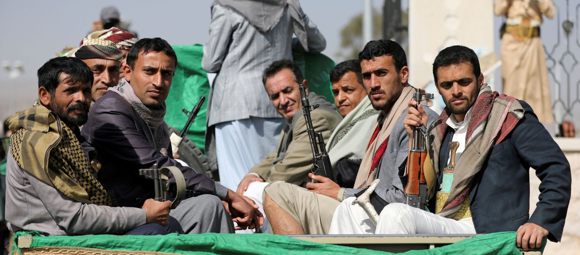 Armed Houthi followers ride on the back of a truck after participating in a funeral of Houthi fighters killed in recent fighting against government forces in Yemen's oil-rich province of Marib, in Sanaa, Yemen February 20, 2021. Armed Houthi followers ride on the back of a truck after participating in a funeral of Houthi fighters killed in recent fighting against government forces in Yemen's oil-rich province of Marib, in Sanaa, Yemen February 20, 2021. - Sputnik International, 1920, 16.03.2021